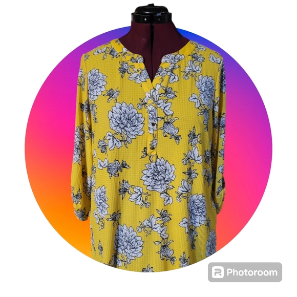 Women's top, excellent condition, only worn a few times - Picture 2 of 8